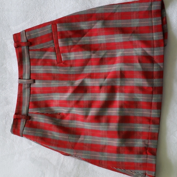 Nwt damo studio plaid skirt red pleat - Picture 5 of 6